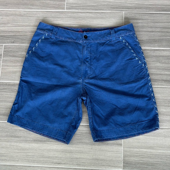 Robert Graham Other - ROBERT GRAHAM Denim Shorts Men's 38W Blue White Stitched Trim Design Pockets
